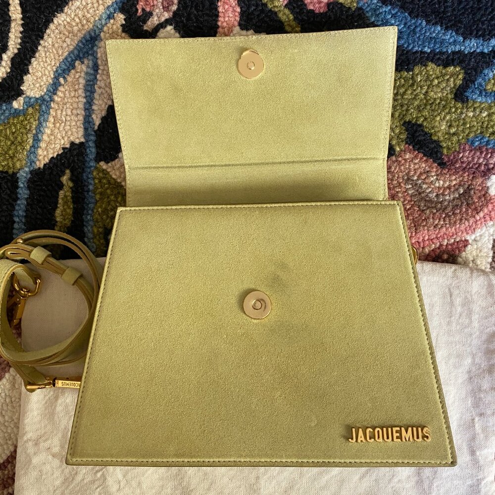 Jacquemus “Le Grand Chiquito” Suede Top Handle Bag in light green - Picture 7 of 16